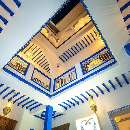 Riad Blue Eyes-2